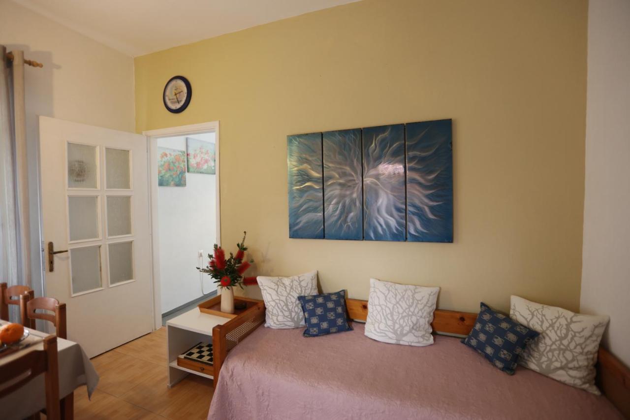 Bella Vista Apartment Batsi  Ngoại thất bức ảnh
